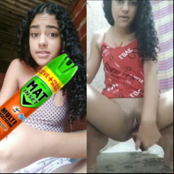 Novinha pobre engolindo o inseticida mata barata com a bucetinha | Mixadulto.com